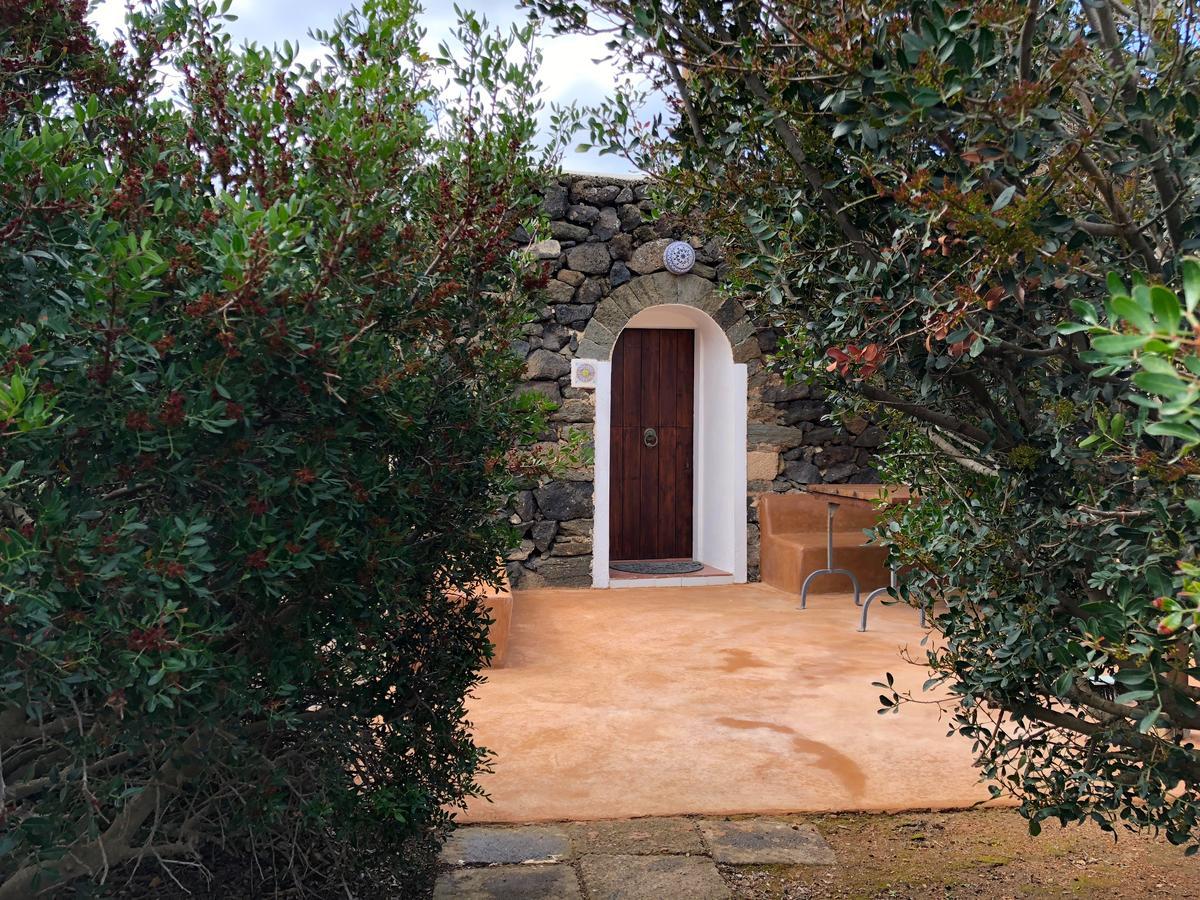 I Dammusini Di Pantelleria Villa Bagian luar foto